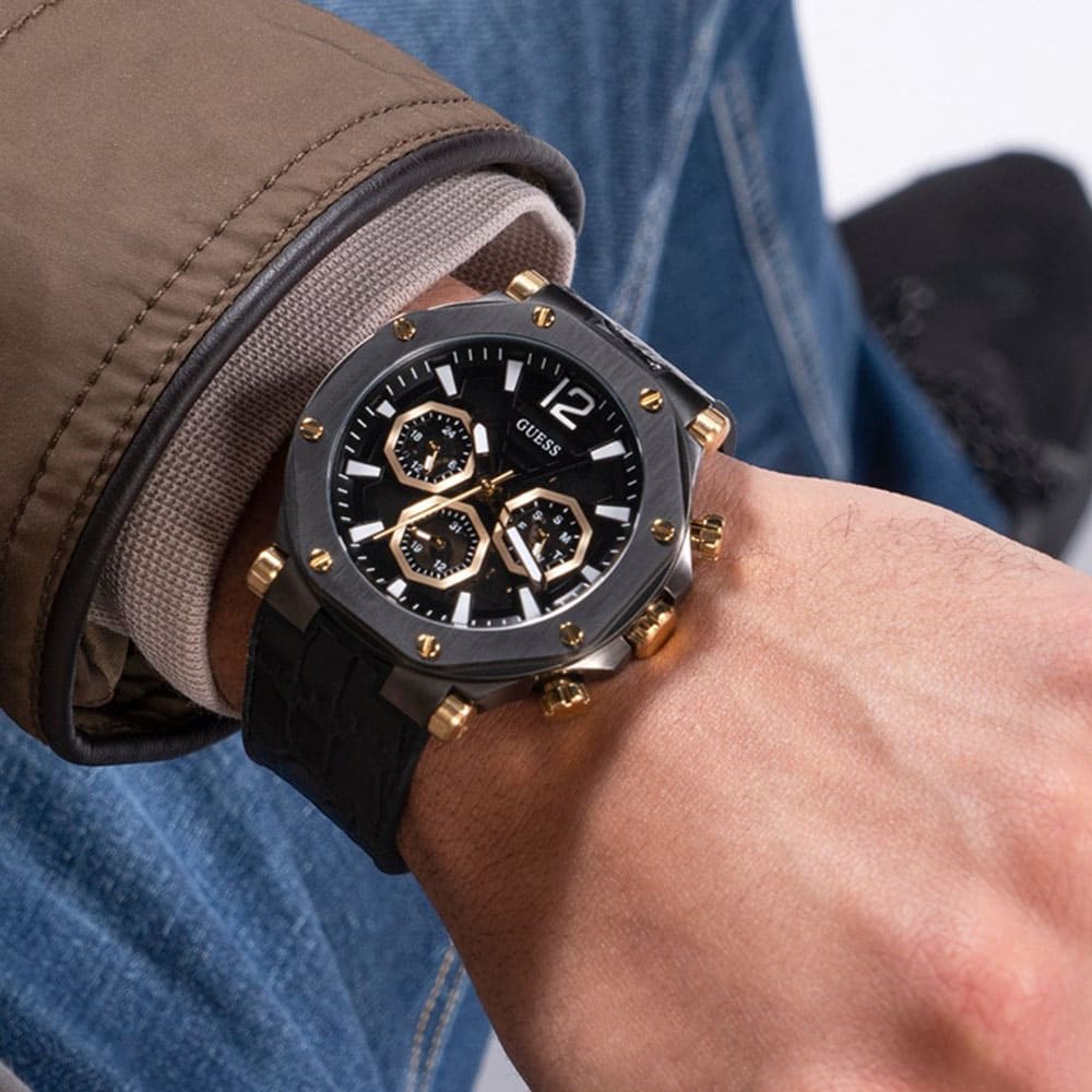 Guess - GW0492G1