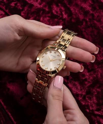 Guess - GW0114L2