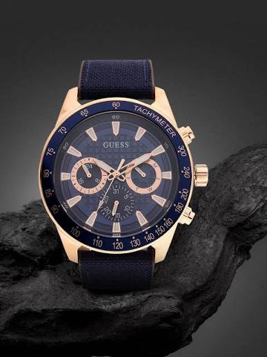 Guess - GW0206G2