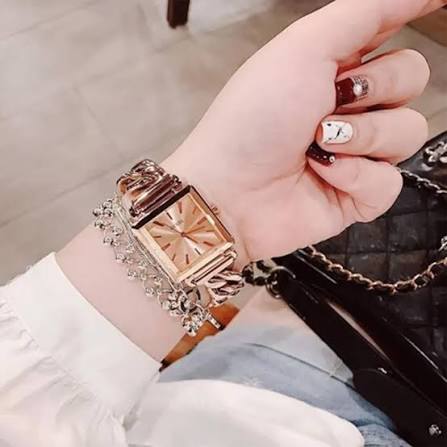 Guess - W1029L3