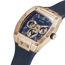 Guess - GW0202G4