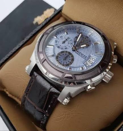 Guess - W0673G1